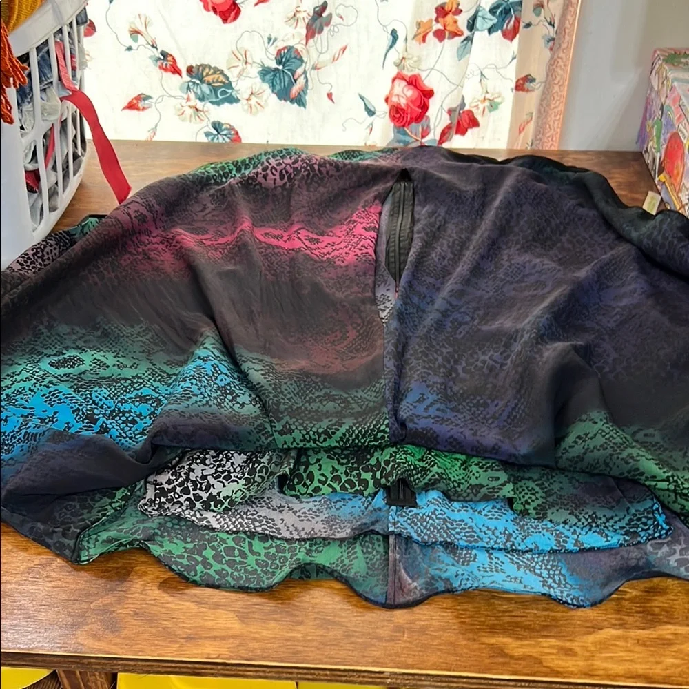 Louis Vuitton Purple Blue Graphic Wrap Blouse - Picture 15 of 16